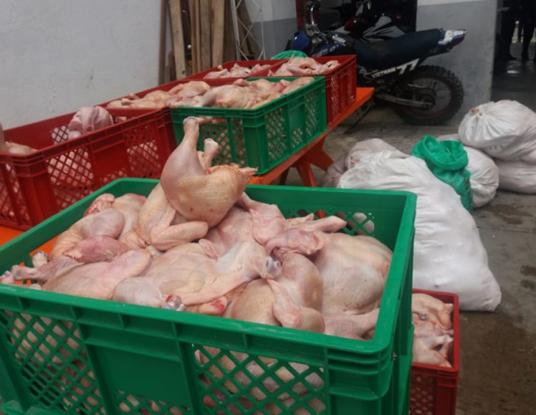 Diálogo público – privado logra bajar precios de las carnes de pollo y res en el mercado nacional