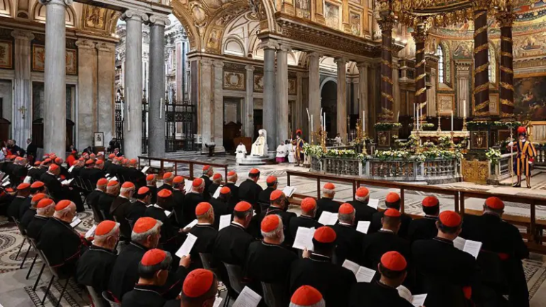 Vaticano: Cónclave para elegir al nuevo Papa comenzará el 7 de mayo