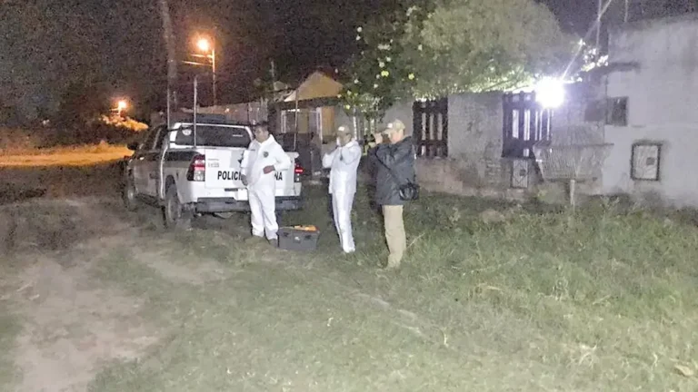 Muere una pareja acribillada en Santa Cruz de la Sierra; el hombre tenía antecedentes en la Policía