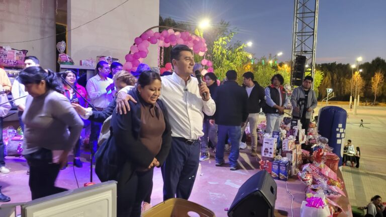 La Alcaldía adelantó homenaje por el Día de la Madre