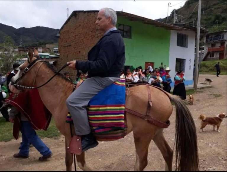 LAS IMÁGENES DE LAS VISITAS DEL PAPA LEÓN XIV ANTES DE SU ELECCIÓN