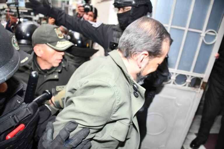 Cuarto intermedio en la audiencia de Camacho y Pumari, se prevé reinstalarla esta tarde