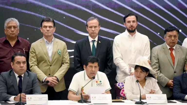 Paz y Tuto firman una débil tregua sin Lara; ya tejen dudas y sigue recelo