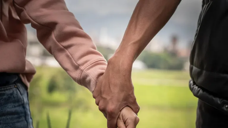 Sancionan ley que prohíbe matrimonios infantiles