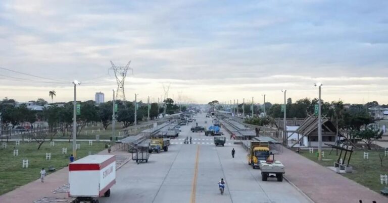 Efeméride cruceña: Después de tres años, el desfile vuelve al Cambódromo