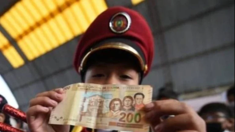Este lunes se paga el bono Juancito Pinto: esto es todo lo que debes saber