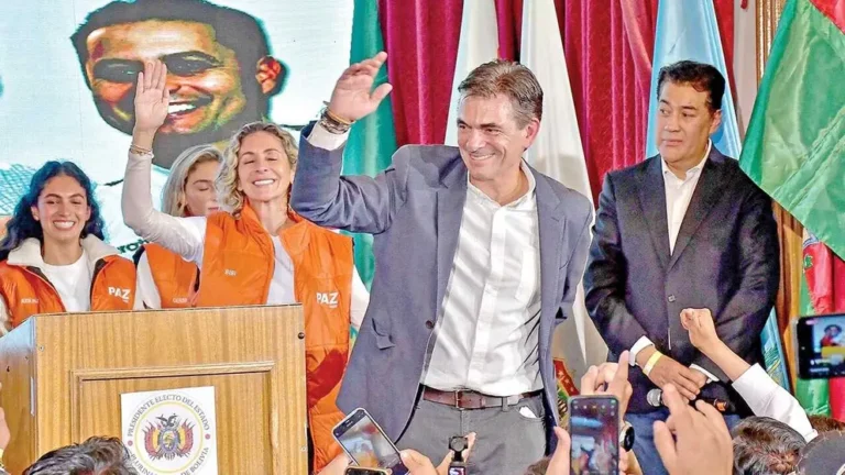Votos al 100%: Paz se ratifica como Presidente electo con el 54.96% de apoyo
