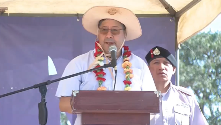 Arce dice que no hay el gas suficiente para garantizar los dólares