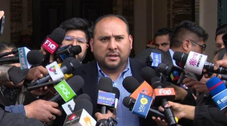 Gobierno aprueba decreto para garantizar una transición presidencial ordenada y con actos protocolares