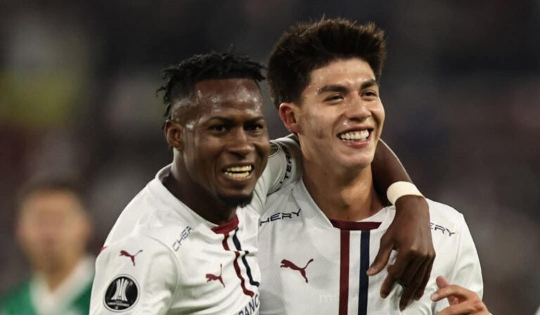Villamil brilla con doblete sobre Palmeiras y acerca a Liga de Quito a la final de la Libertadores