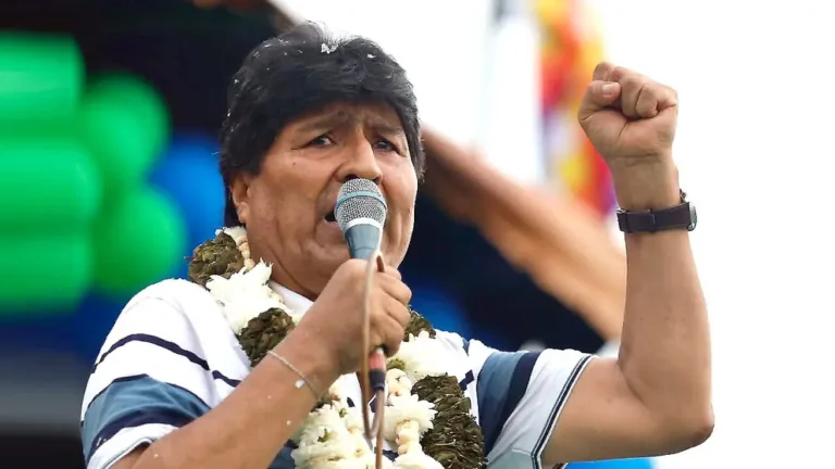 Evo: ‘Dios, Patria y Hogar es un lema pronunciado por fascistas y ultraderechistas’