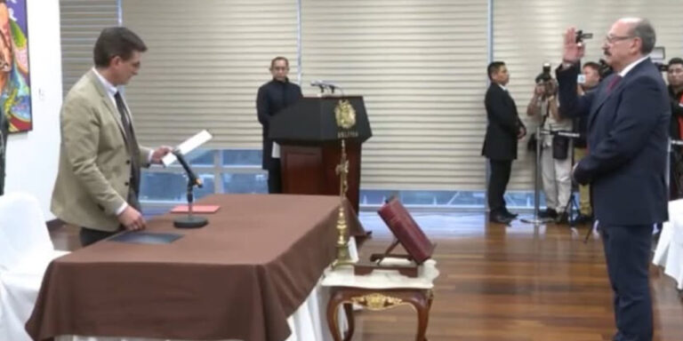 Paz anuncia el inicio de una nueva etapa con la posesión del procurador del Estado
