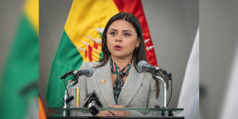 Medios estatales, nuevas medidas económicas y reorganización del Estado destacan en la agenda del Ejecutivo al iniciar la semana