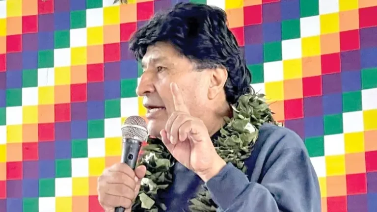 Evistas acusas al Ministro de Gobierno de operar contra Morales y el Trópico