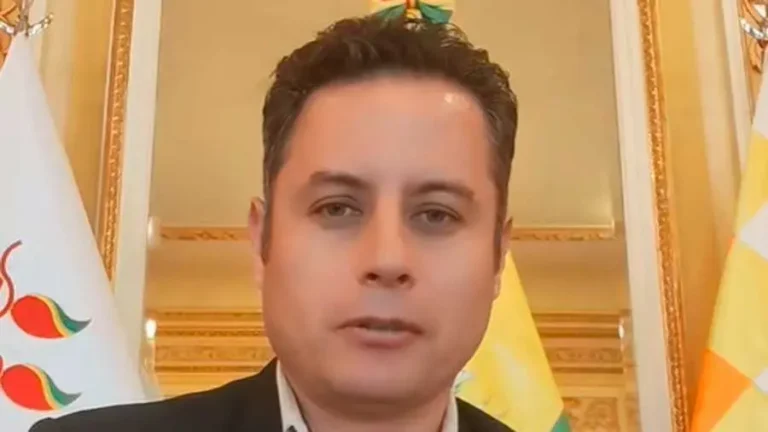 Lara felicita a la Policía por aprehender a Luis Arce: ‘¡Que viva la Patria!’