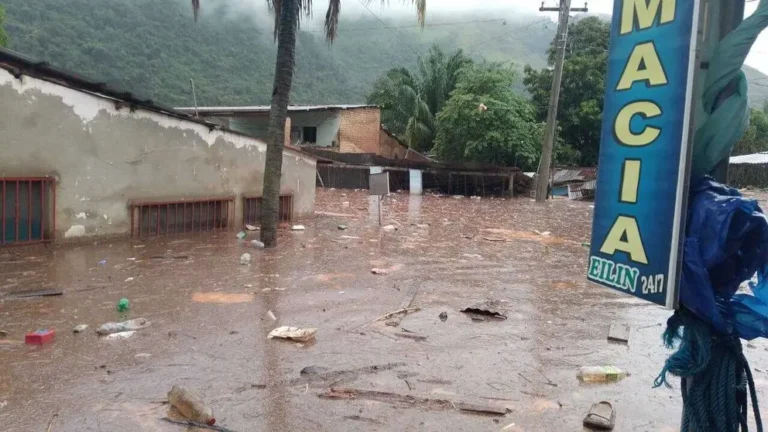 Inundaciones golpean al municipio paceño de Tipuani