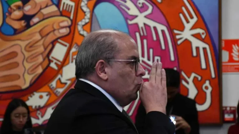 Hormando Vaca Díez es el viceministro de Tierras: ‘La tierra volverá a ser de quien la trabaja’