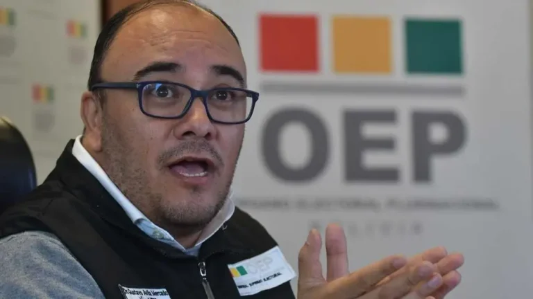 Gustavo Ávila es ratificado como representante del Ejecutivo en el TSE