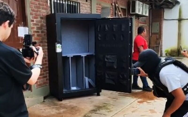 0e2b4f3c-a405-4751-8525-7d20525f0e20