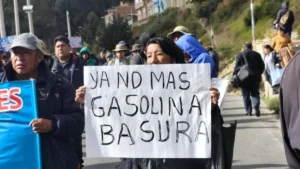 Choferes de Oruro anuncian paro y bloqueos desde el lunes por gasolina